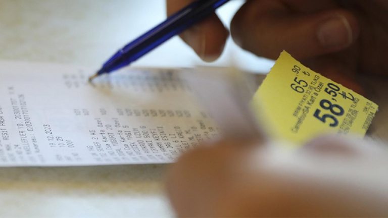 Manipülasyon ve istifçiliğe karşı mücadele devam ediyor: 889 milyon lira para cezası kesildi