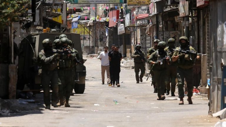 İşgalci İsrailliler, Batı Şeria’da 3 Filistinliyi öldürdü