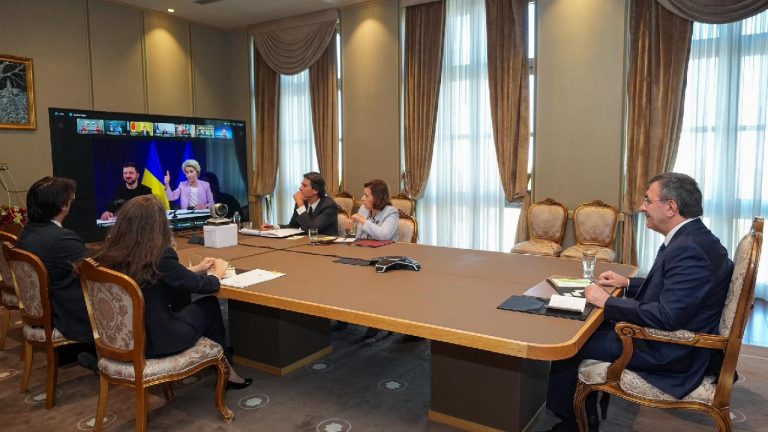 Cevdet Yılmaz Gönüllüler Koalisyonu Liderler Toplantısı’na katıldı