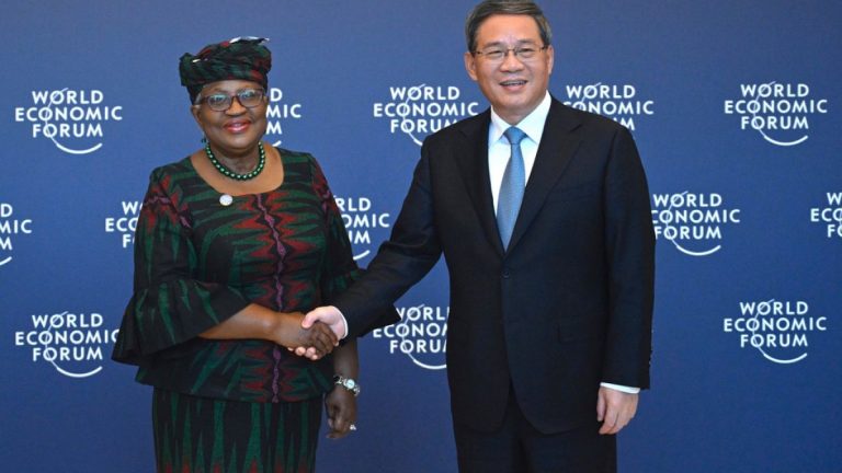 Çin Başbakanı Qiang: ‘ABD ile ülkemiz aynı yönde çalışmalı’