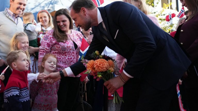 Norveç Prensi Haakon, ABD’ye göçün 200. yılı anısına Minnesota’yı ziyaret etti