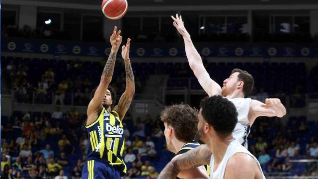 Basketbol Süper Ligi: Fenerbahçe: 60 – A. Efes: 59