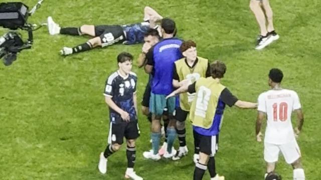 Bellingham’ın maç sonrası Arjantinli futbolcularla yaşadığı olay!
